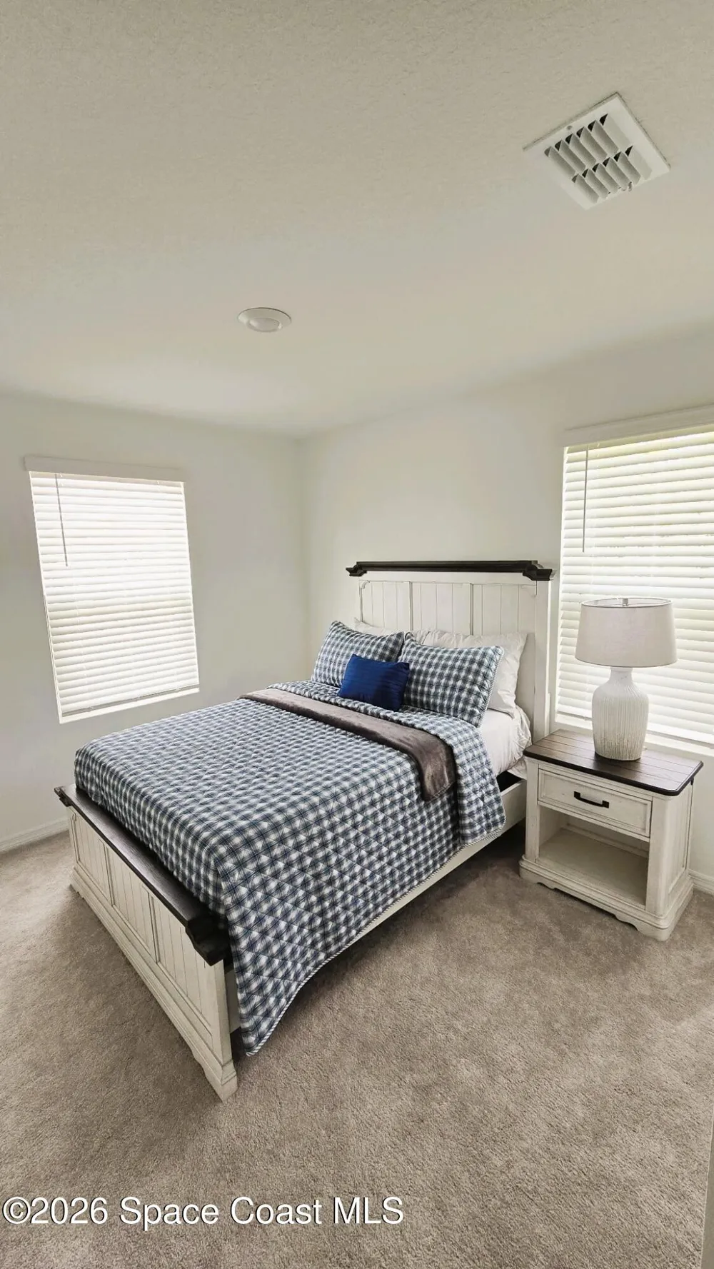 136 River Front Way Edgewater, FL 32141