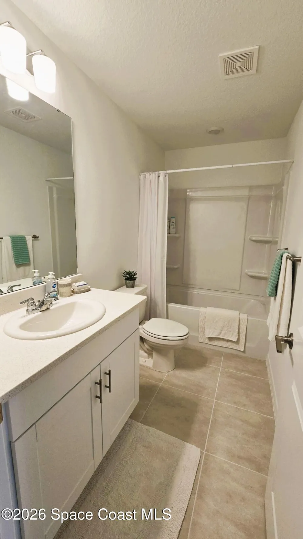 136 River Front Way Edgewater, FL 32141