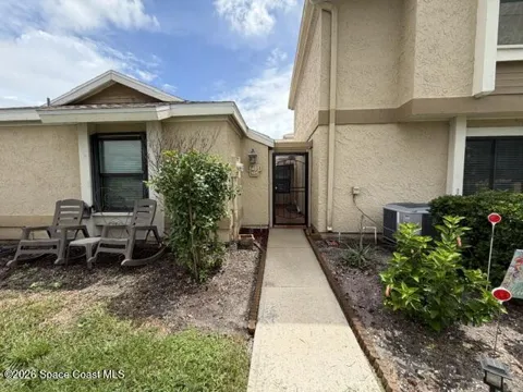 1451 Sheafe Avenue NE #101