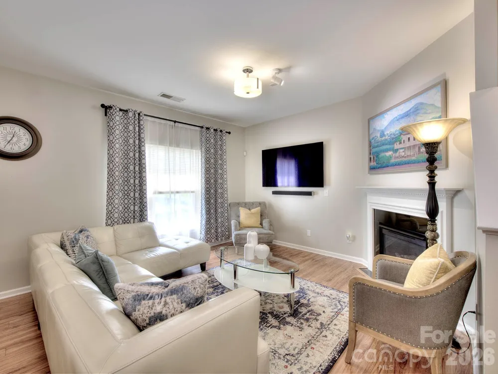 2963 Little Stream Court Matthews, NC 28105