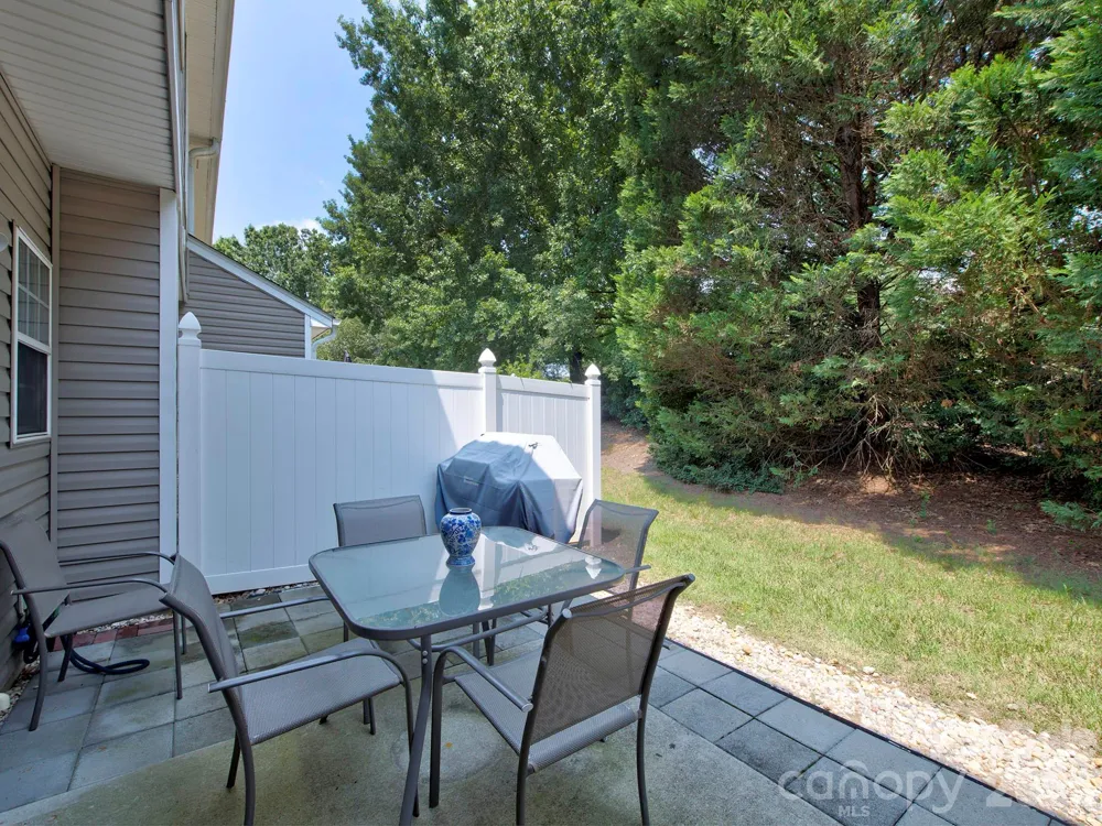 2963 Little Stream Court Matthews, NC 28105