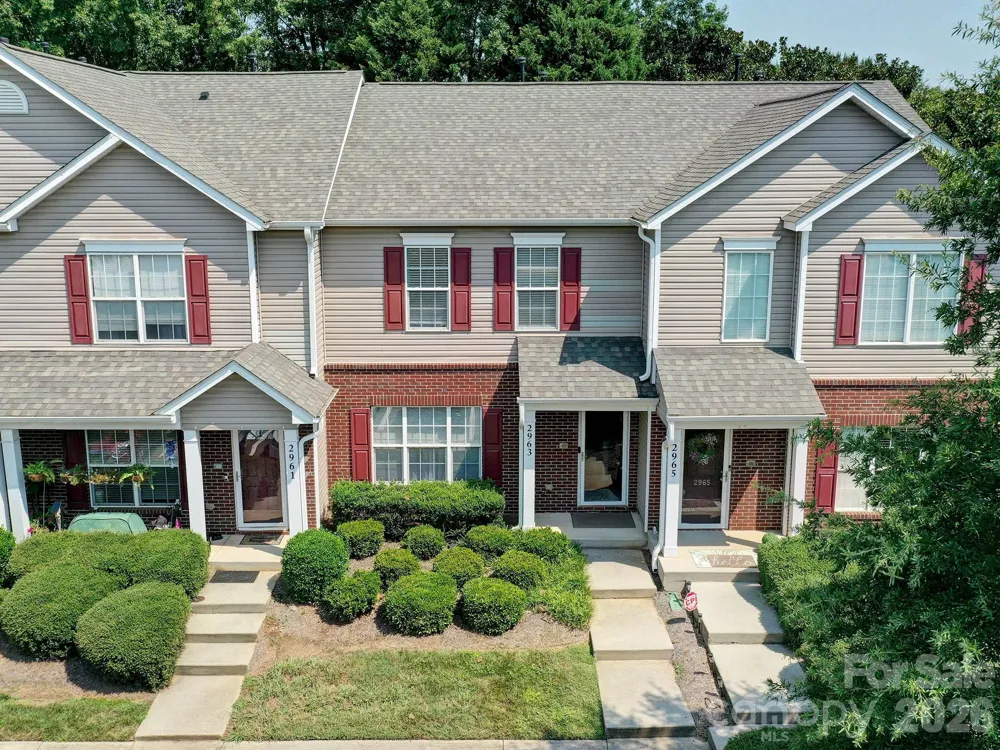 2963 Little Stream Court Matthews, NC 28105