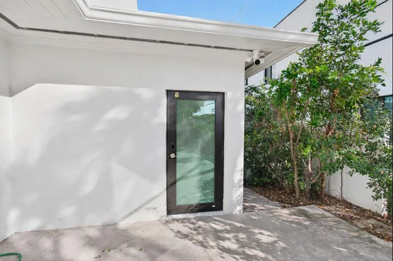 3720 Morton Avenue West Palm Beach, FL 33405