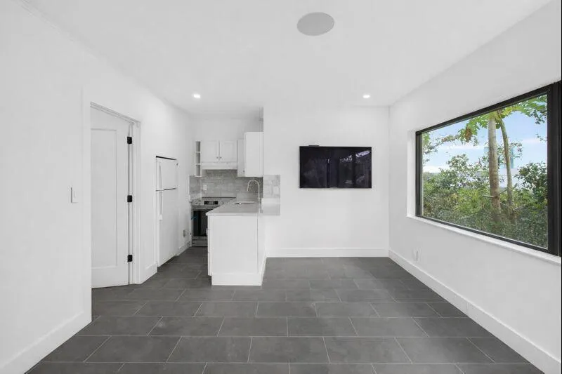 3720 Morton Avenue West Palm Beach, FL 33405