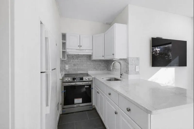 3720 Morton Avenue West Palm Beach, FL 33405