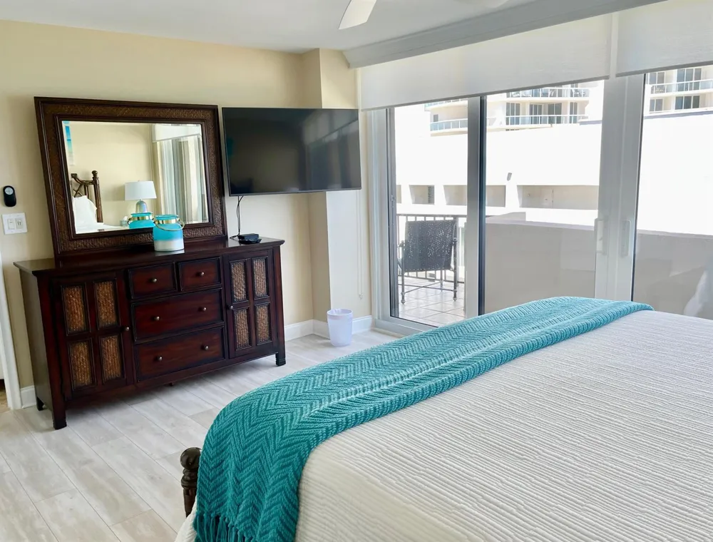 4200 Ocean Drive #1-806 Riviera Beach, FL 33404