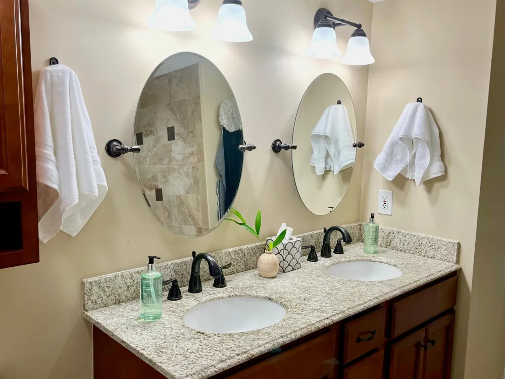 4200 Ocean Drive #1-806 Riviera Beach, FL 33404