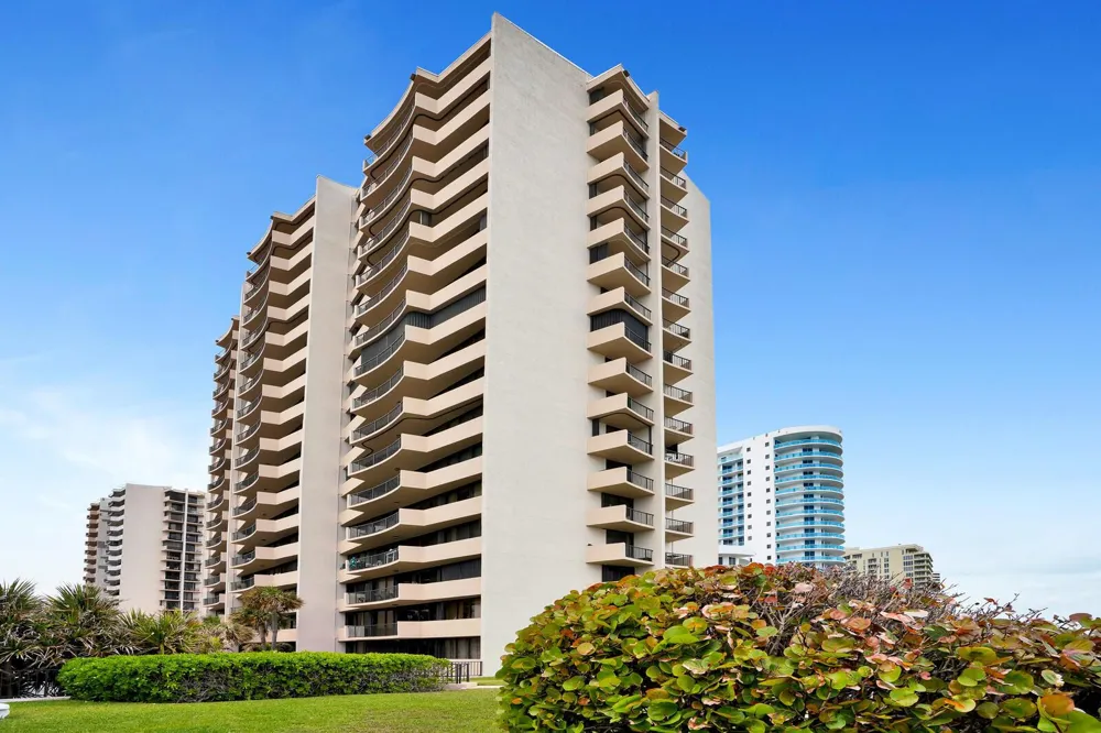 4200 Ocean Drive #1-806 Riviera Beach, FL 33404