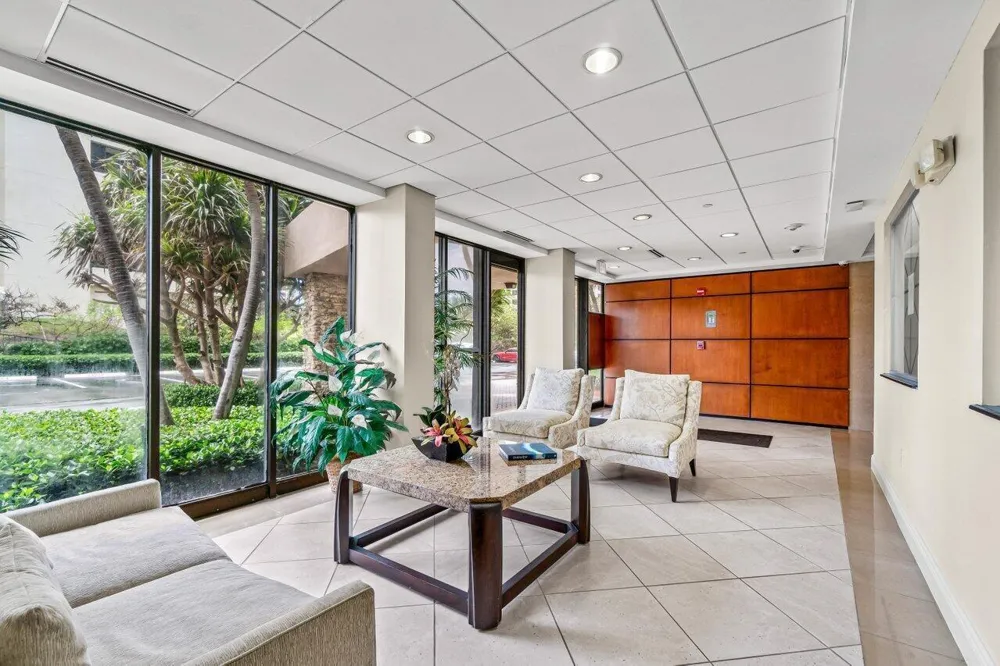 4200 Ocean Drive #1-806 Riviera Beach, FL 33404