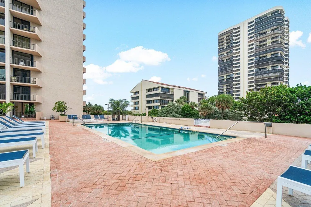 4200 Ocean Drive #1-806 Riviera Beach, FL 33404