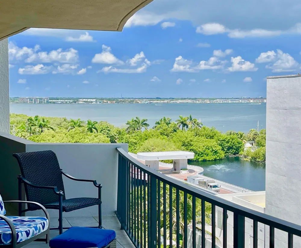 4200 Ocean Drive #1-806 Riviera Beach, FL 33404