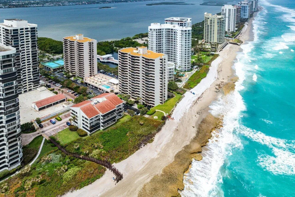 4200 Ocean Drive #1-806 Riviera Beach, FL 33404