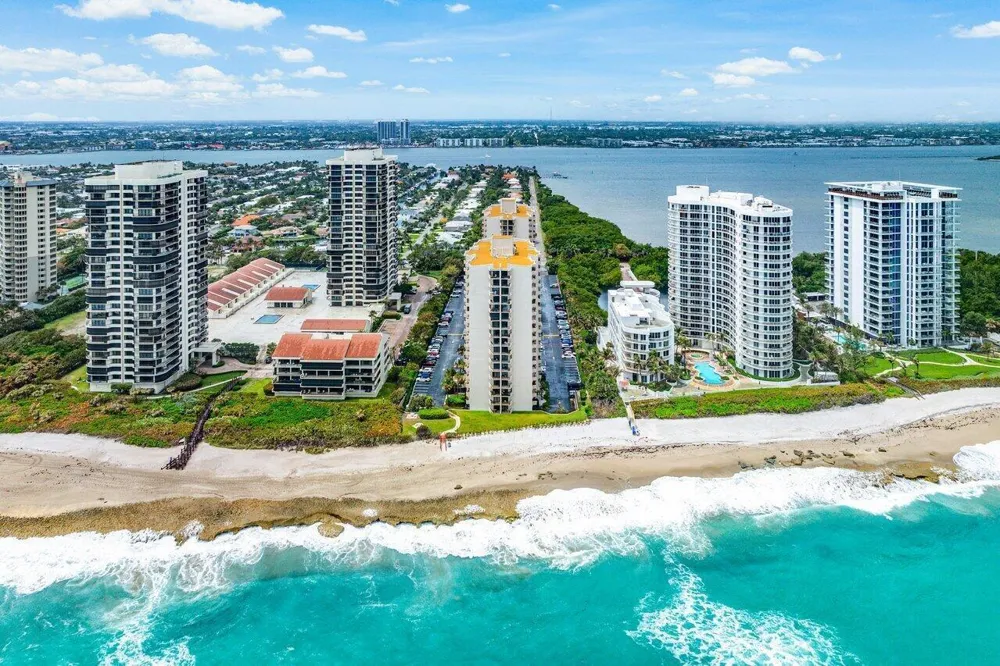 4200 Ocean Drive #1-806 Riviera Beach, FL 33404
