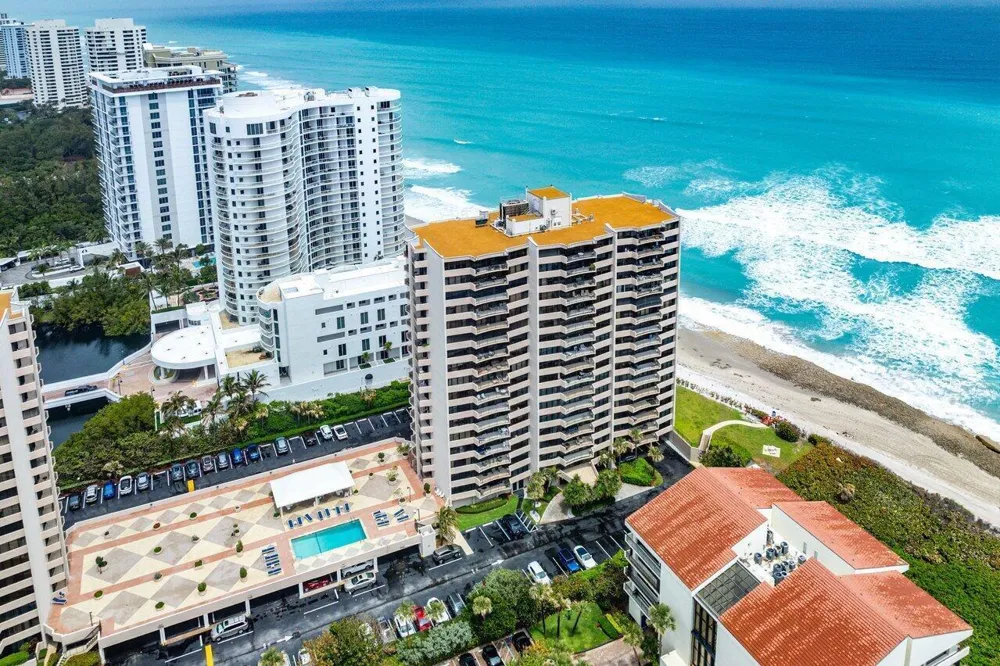 4200 Ocean Drive #1-806 Riviera Beach, FL 33404