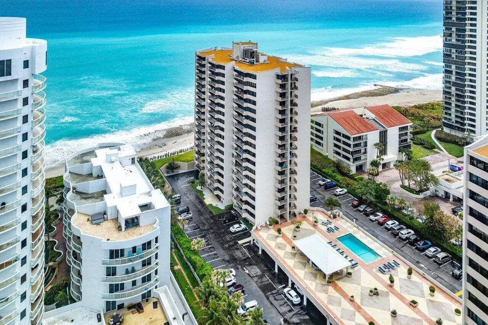 4200 Ocean Drive #1-806 Riviera Beach, FL 33404