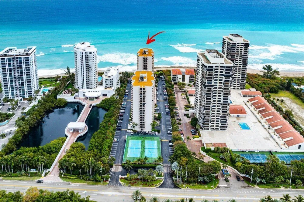 4200 Ocean Drive #1-806 Riviera Beach, FL 33404