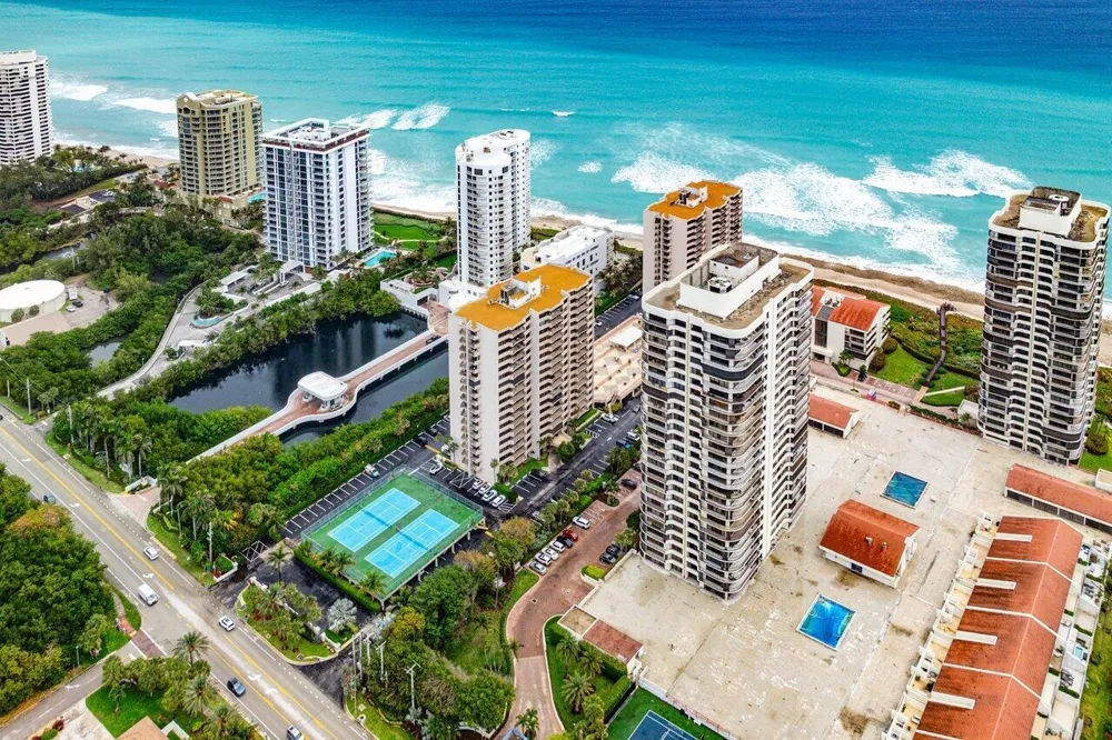 4200 Ocean Drive #1-806 Riviera Beach, FL 33404