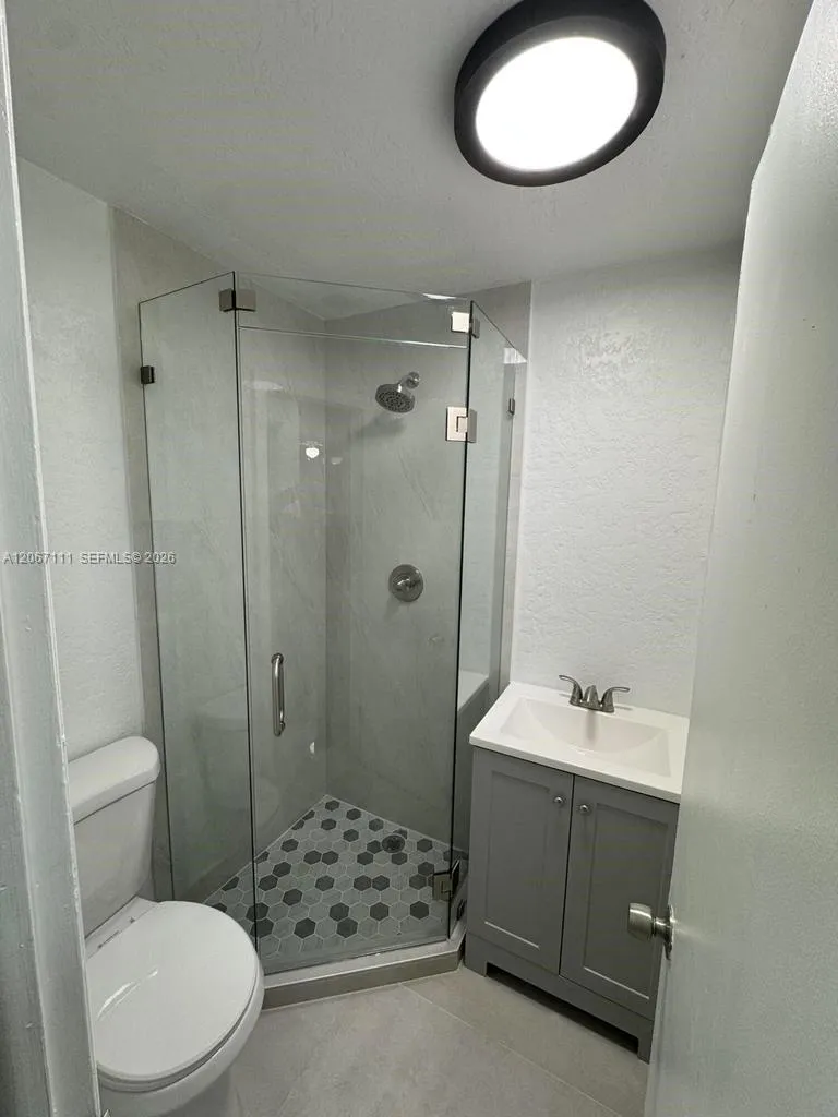 664 Colson Dr Key Largo, FL 33037