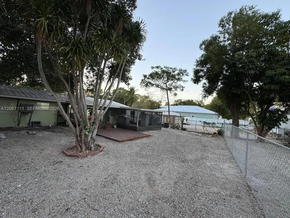 664 Colson Dr Key Largo, FL 33037