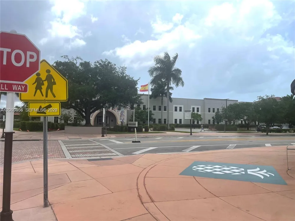 5252 NW 85th Ave #1608 Doral, FL 33166