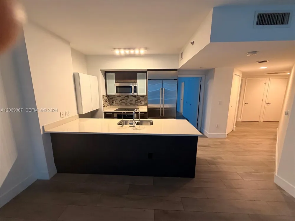 55 SE 6th St #2007 Miami, FL 33131