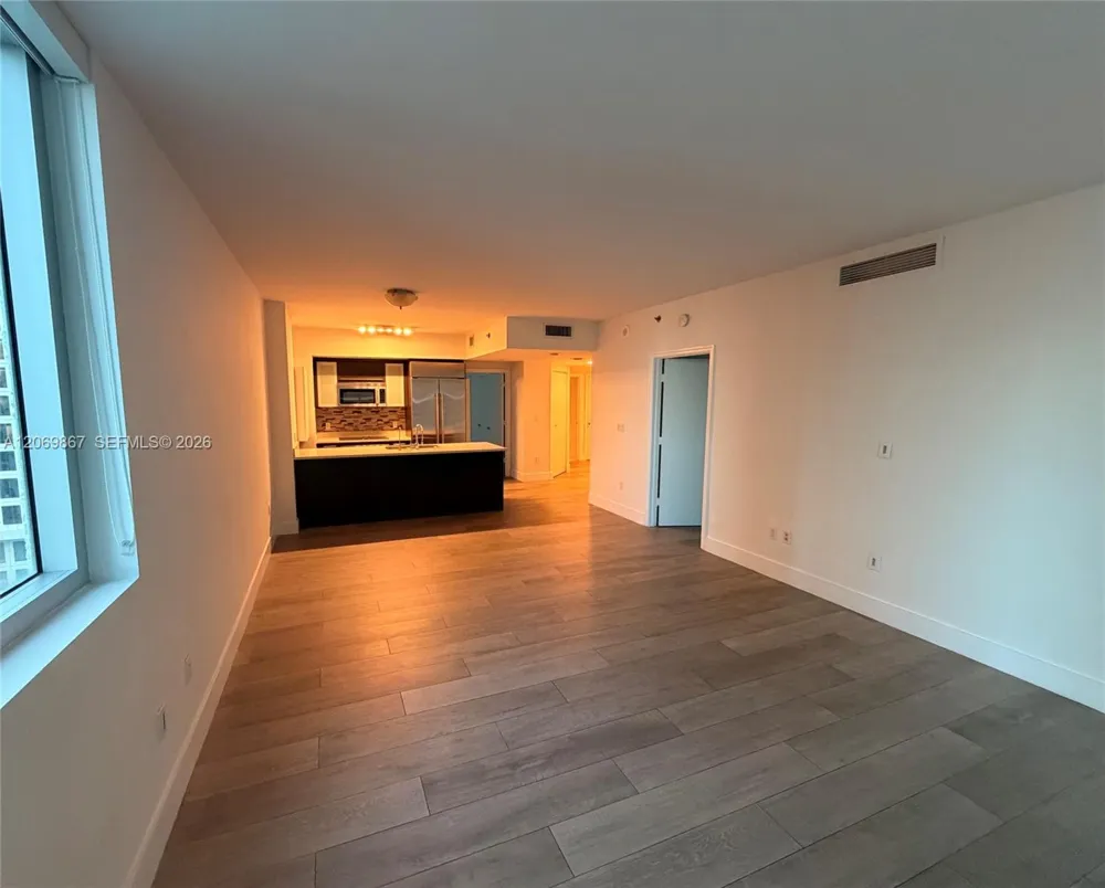 55 SE 6th St #2007 Miami, FL 33131