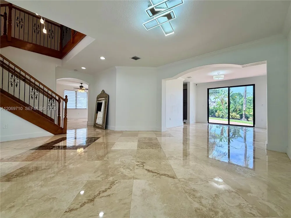 1764 SW 151st Pl Miami, FL 33185