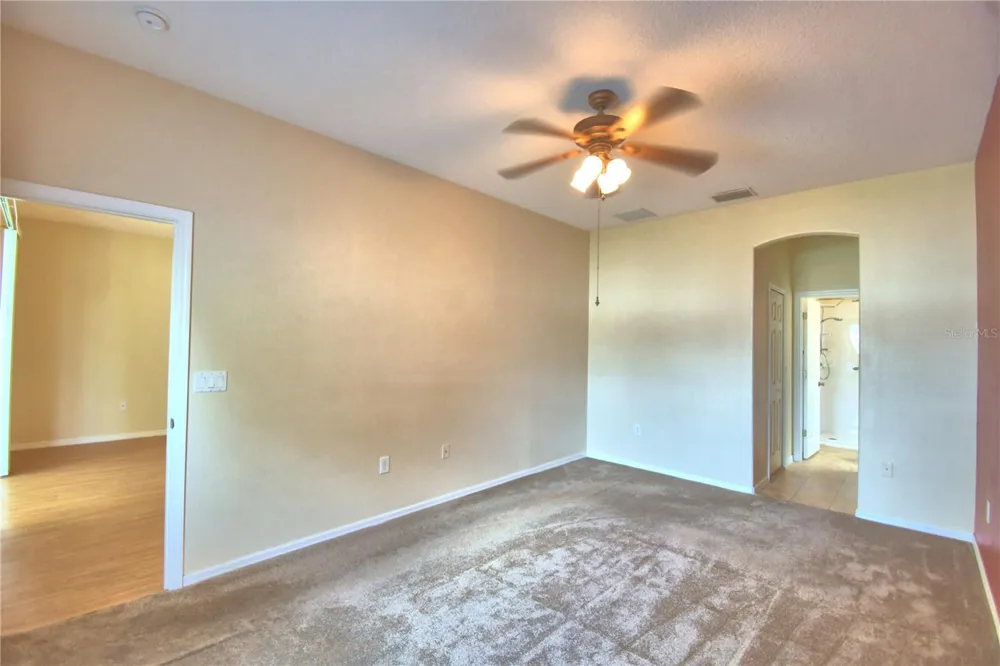 5621 FOREST RIDGE DRIVE Winter Haven, FL 33881
