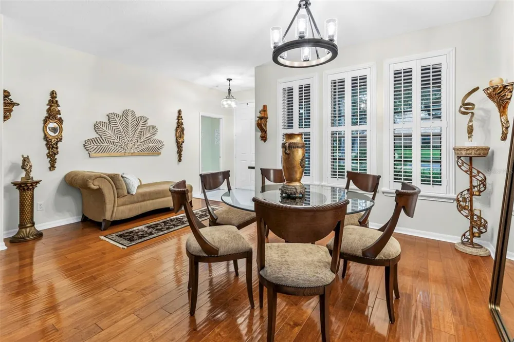 28 CAMELOT RIDGE DRIVE Brandon, FL 33511