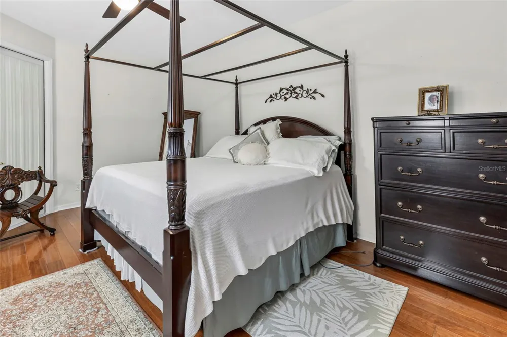 28 CAMELOT RIDGE DRIVE Brandon, FL 33511