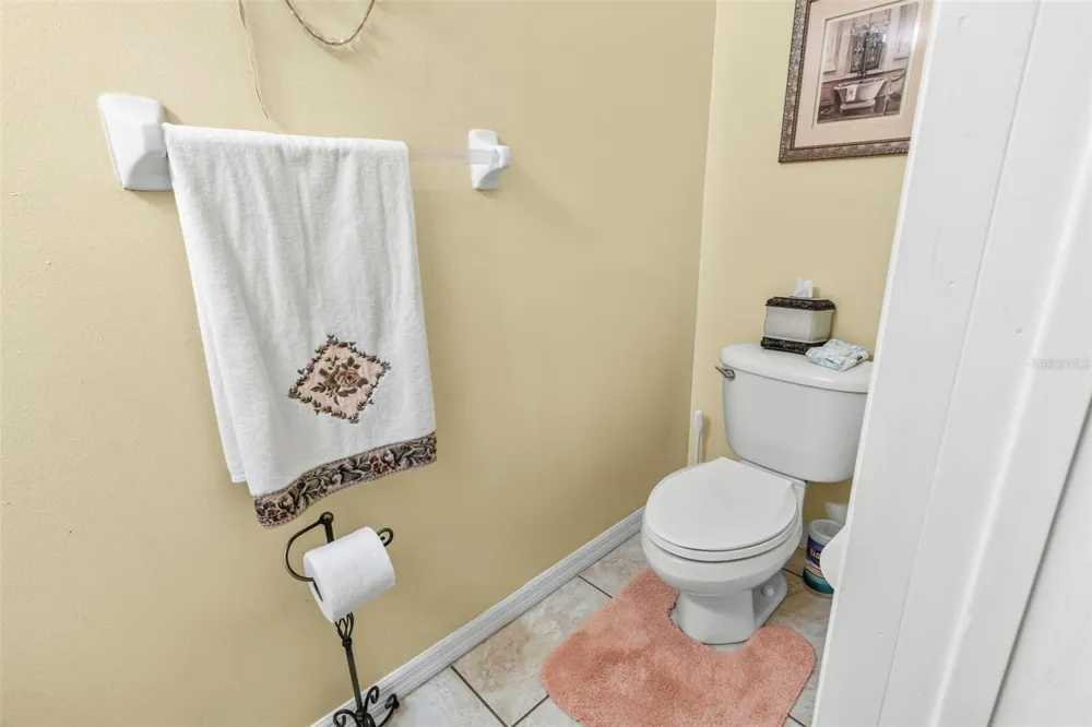 28 CAMELOT RIDGE DRIVE Brandon, FL 33511