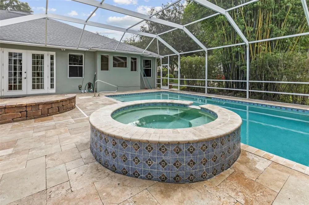 28 CAMELOT RIDGE DRIVE Brandon, FL 33511