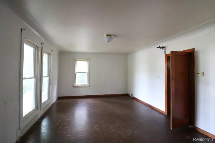 51 S Marsh Street Washington Township, MI 48419