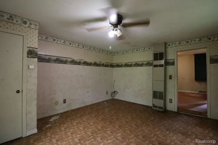 51 S Marsh Street Washington Township, MI 48419