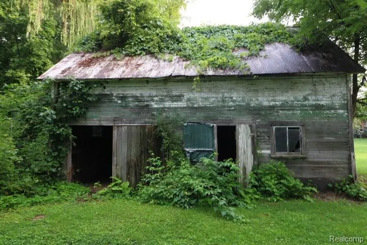 51 S Marsh Street Washington Township, MI 48419