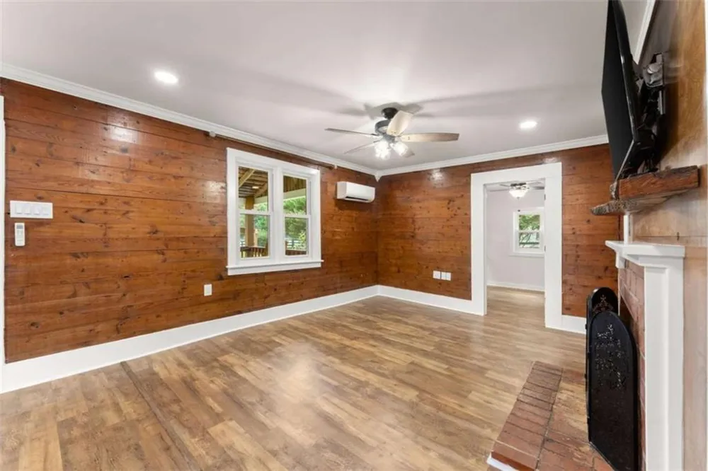 6806 Shoal Creek Road Clermont, GA 30527