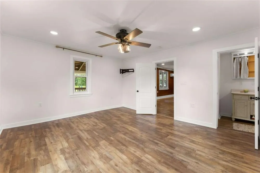 6806 Shoal Creek Road Clermont, GA 30527