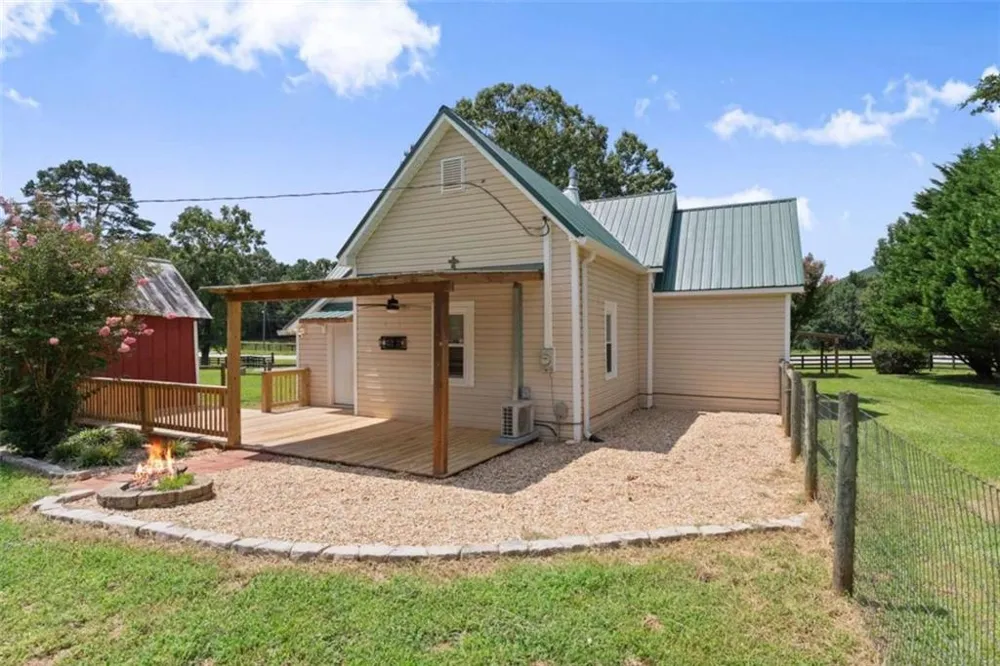 6806 Shoal Creek Road Clermont, GA 30527