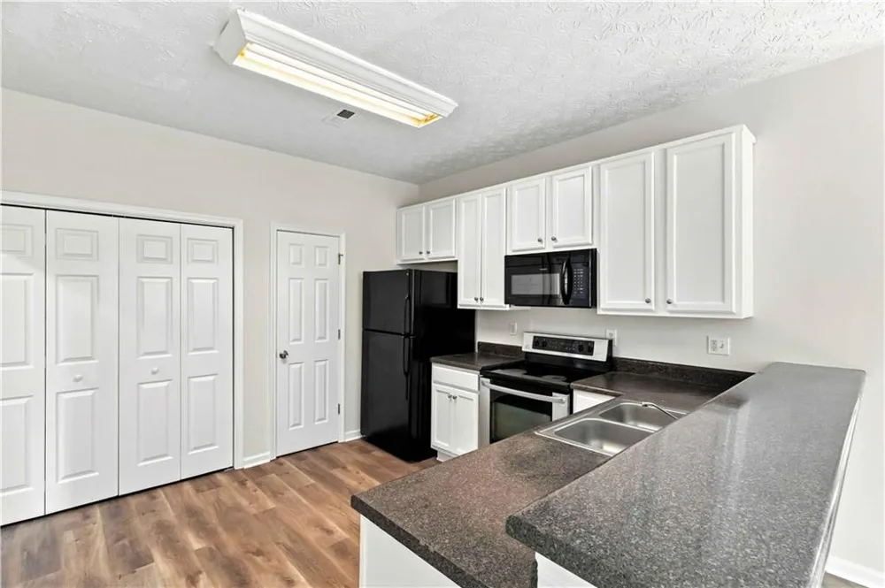 7576 Winderemere Park Riverdale, GA 30274