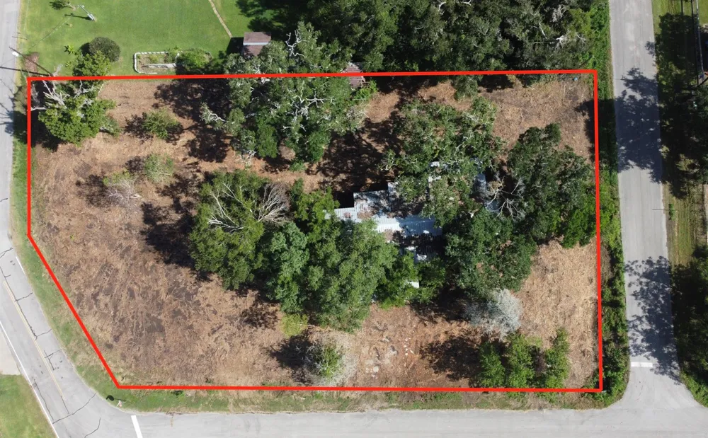 1511 County Road 244c Brazoria, TX 77422