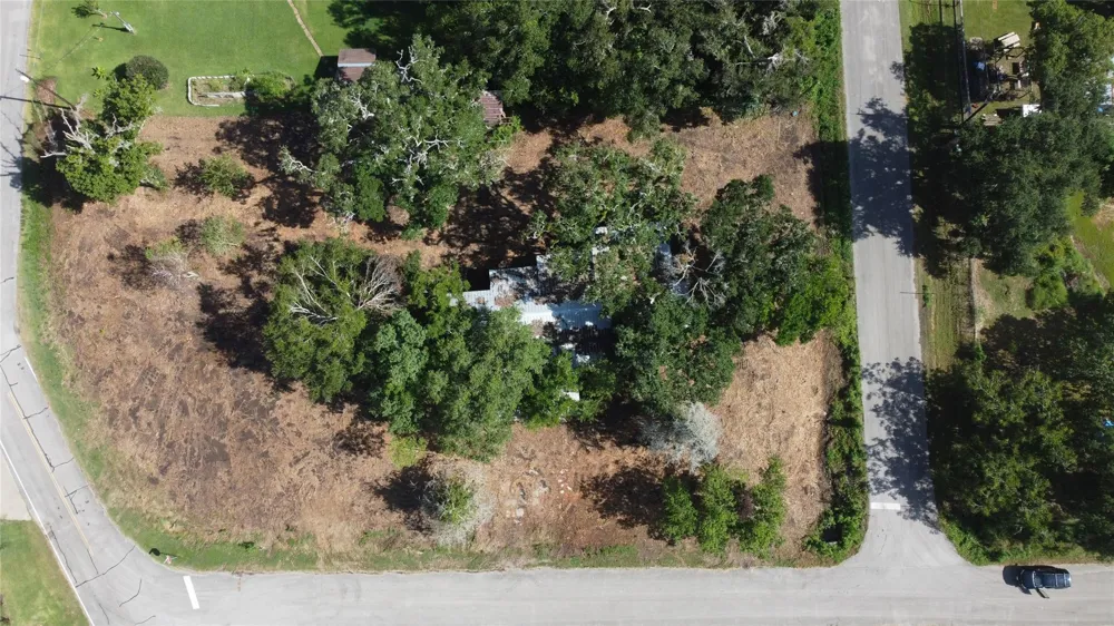 1511 County Road 244c Brazoria, TX 77422