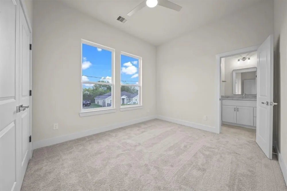 4525 Davenport Street Houston, TX 77051