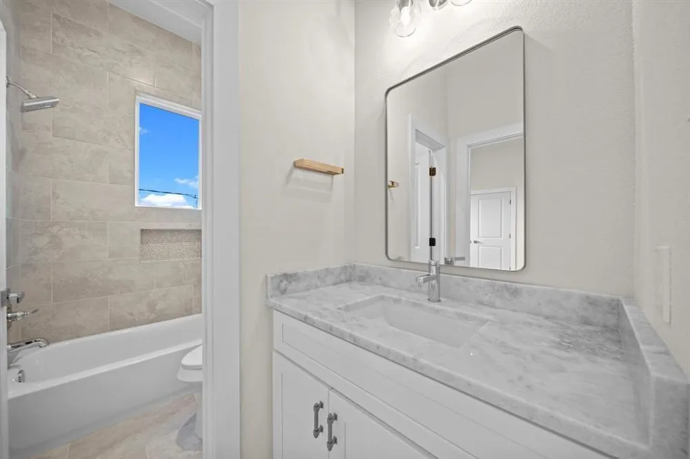 4525 Davenport Street Houston, TX 77051