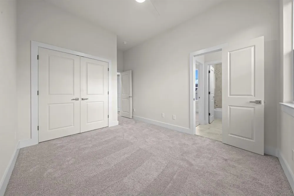 4525 Davenport Street Houston, TX 77051