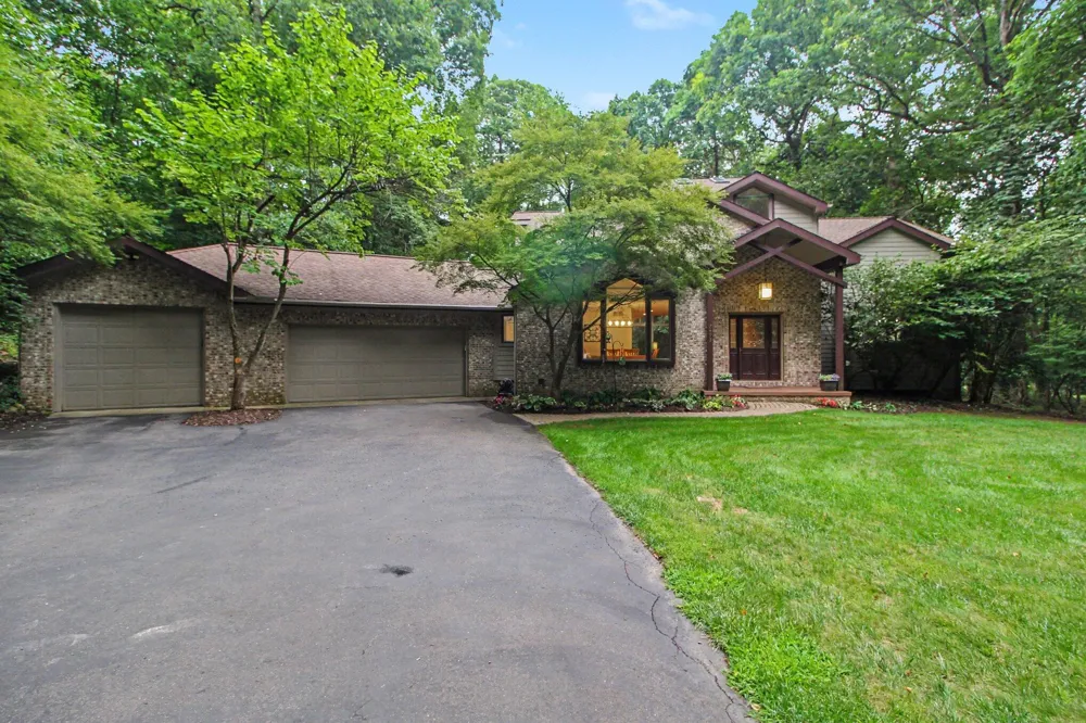 7493 Black Forest Drive Dexter, MI 48130