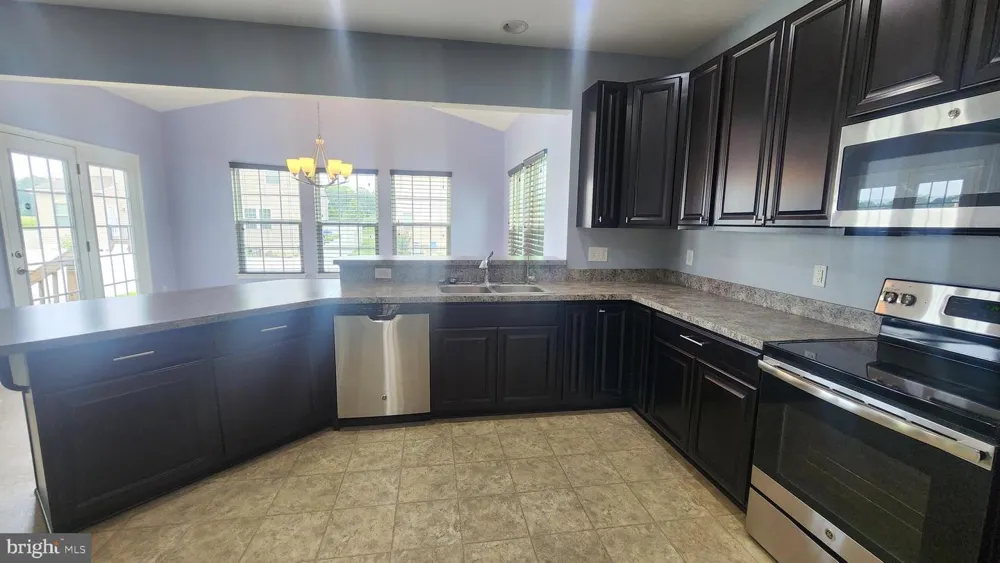 116 CORTLAND BOULEVARD Glassboro, NJ 08028