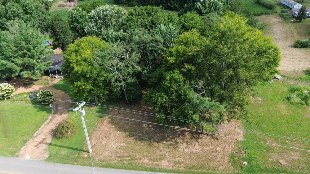 244 Howell Hill Rd Fayetteville, TN 37334