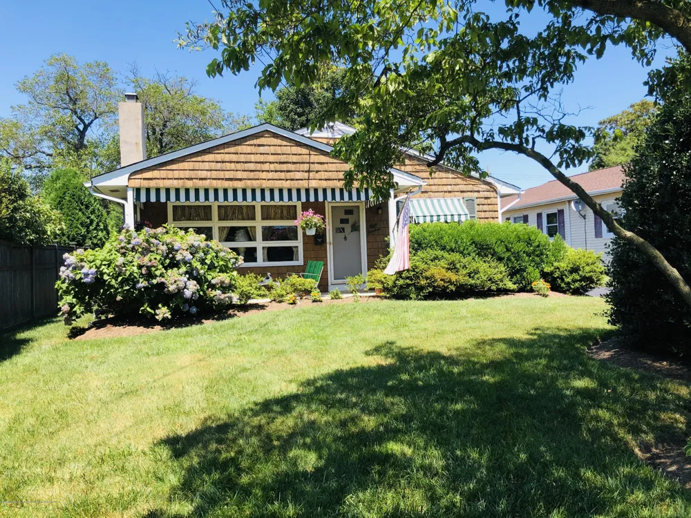 814 Shore Road Spring Lake Heights, NJ 07762