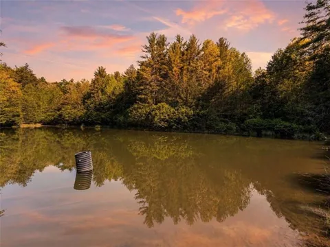 40 AC Valley Lake Road