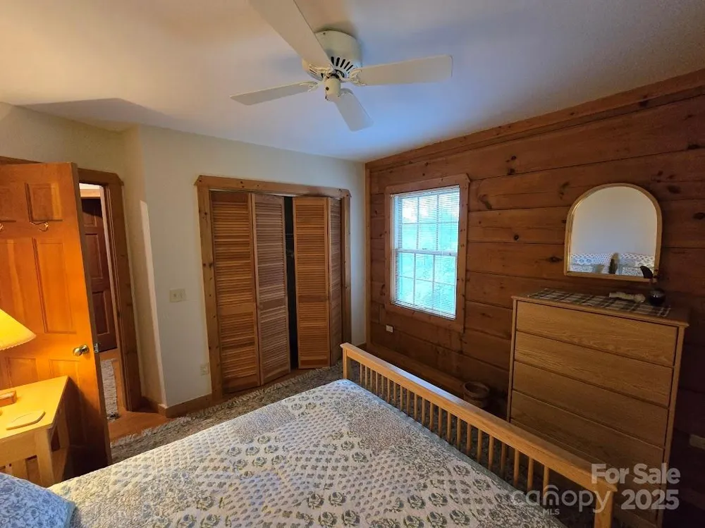 979 Wagon Road #6-8 Warrensville, NC 28693